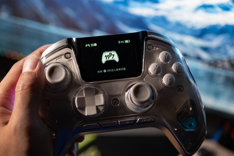 配置出众的智能手柄，北通鲲鹏50，玩家的战斗好搭档