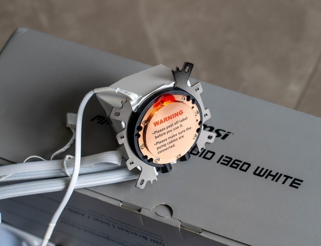 U9 285K降温5度，微星寒冰I360水冷偏移扣具对比测试