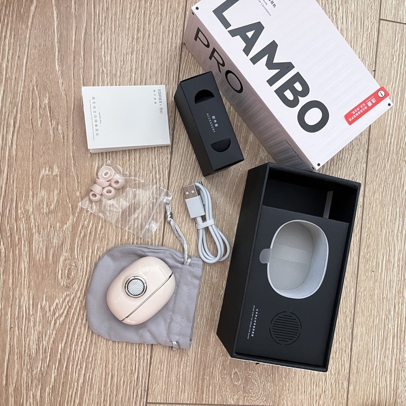 降噪深度-40dB 超跑车灯设计，漫步者?Lambo Pro使用体验