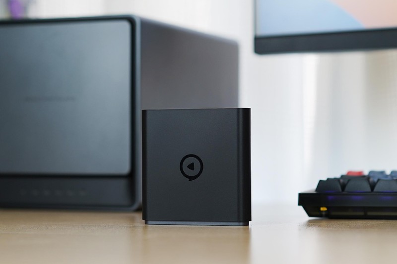 大影院、小盒子，影院级观影体验，爱奇艺8K电视盒子电视果6体验