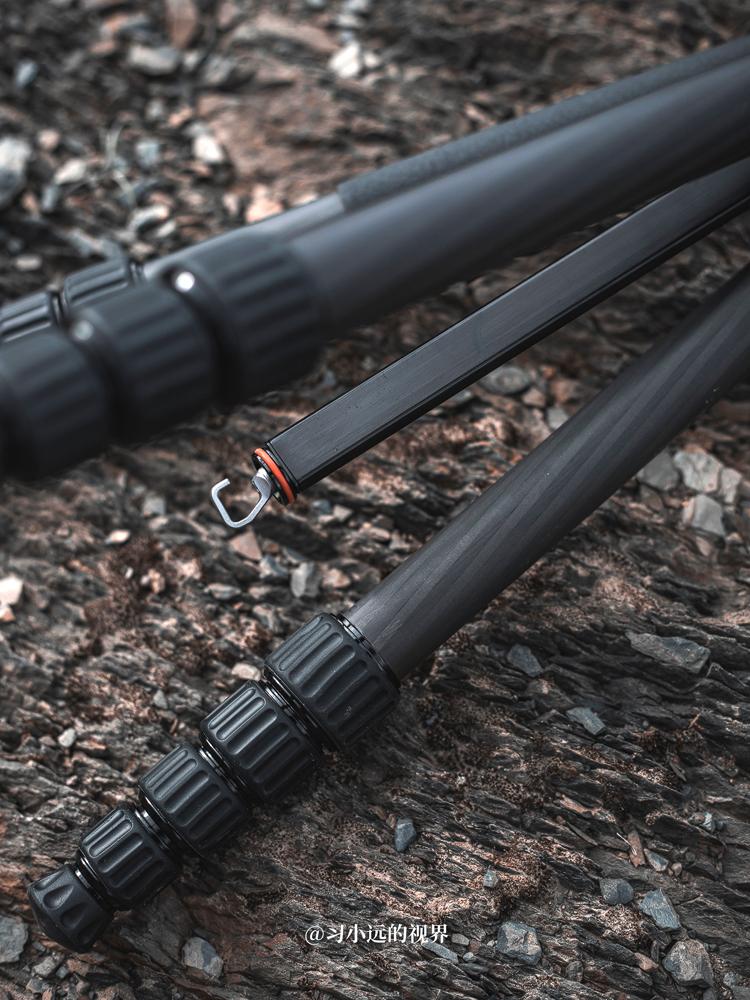 户外重装徒步，背了一款1.1kg重的轻型便携脚架-佳鑫悦AX-255C