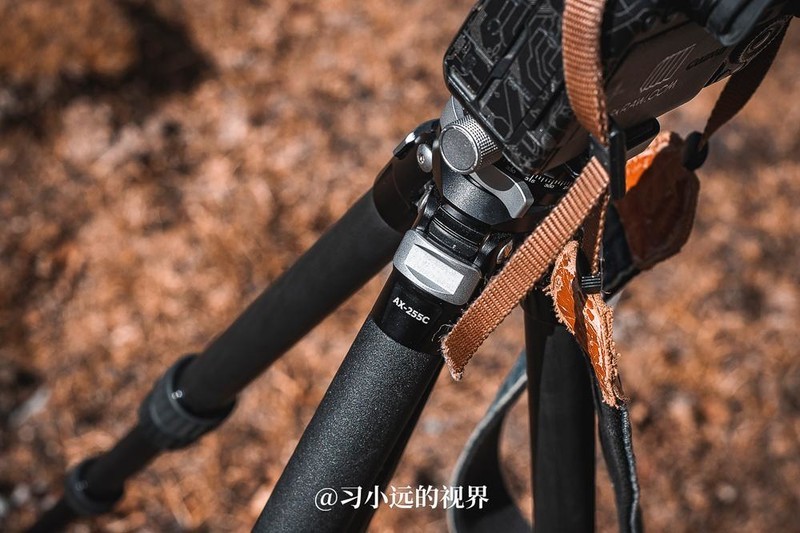 户外重装徒步，背了一款1.1kg重的轻型便携脚架-佳鑫悦AX-255C