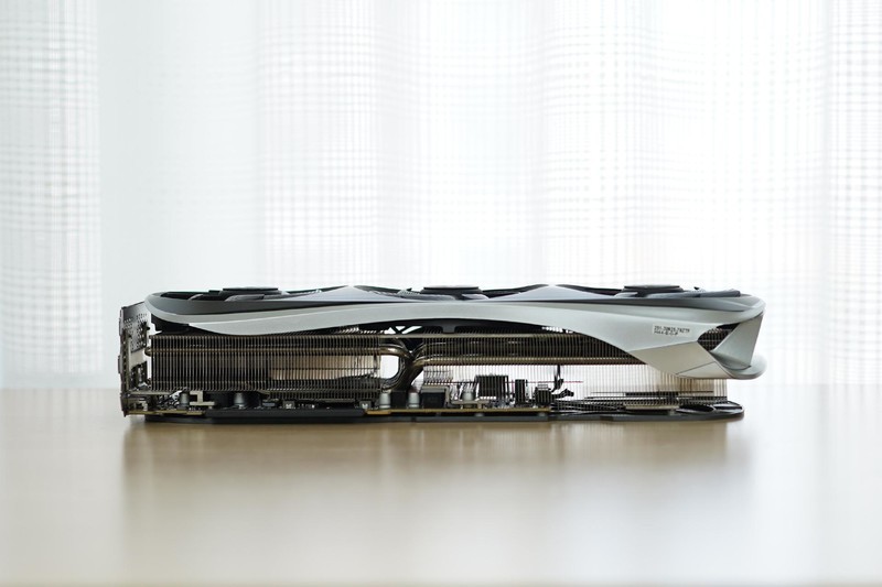 4K无压力畅玩3A游戏大作，索泰RTX4080 AMP游戏性能深度评测