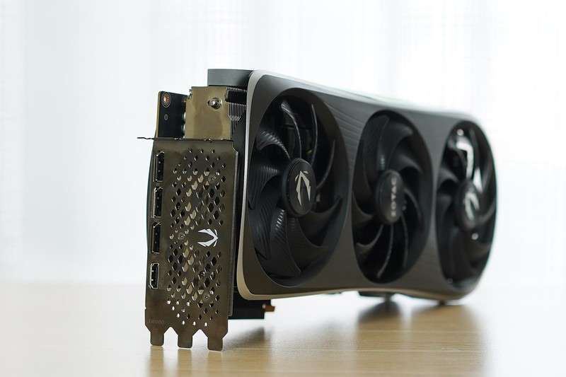 4K无压力畅玩3A游戏大作，索泰RTX4080 AMP游戏性能深度评测