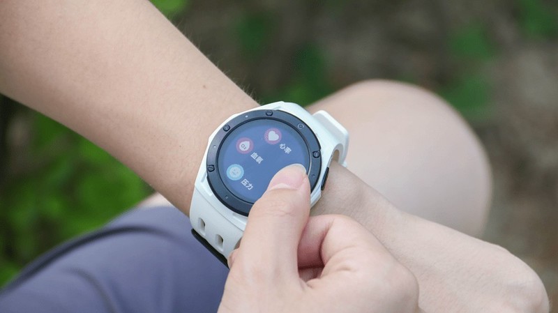 没短板！用了铭普Xe1专业户外运动手表，才知道啥叫一分价钱一分货