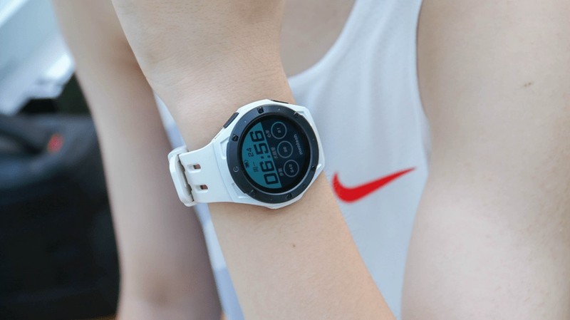 没短板！用了铭普Xe1专业户外运动手表，才知道啥叫一分价钱一分货