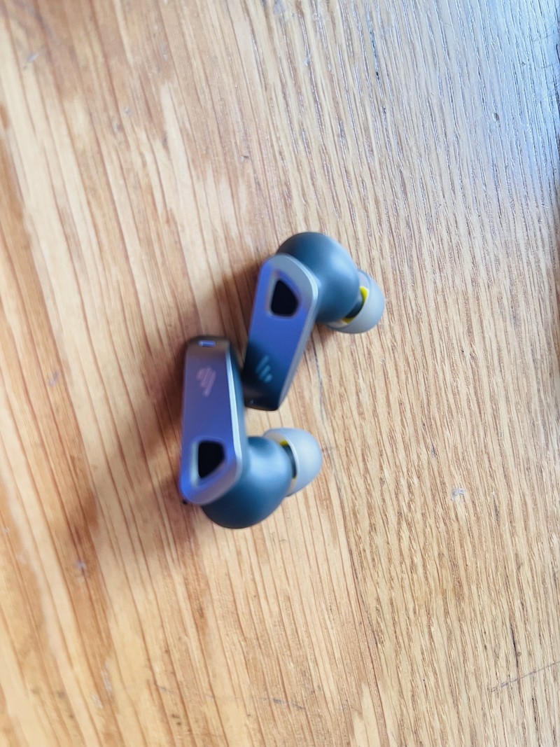 臻品音质+超广域降噪，打造沉浸式听感