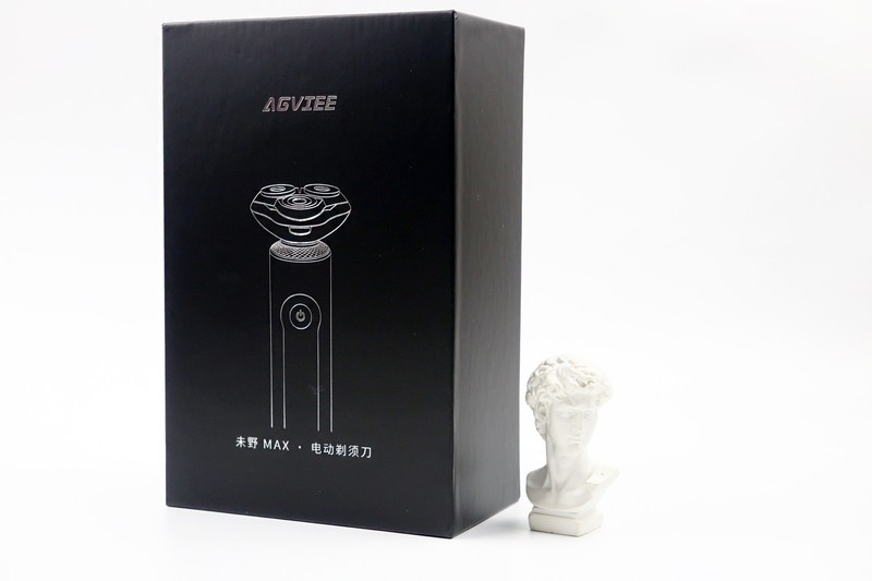 给你最丝滑的极限剃须体验——非常规的发烧性能未野剃须刀MAX