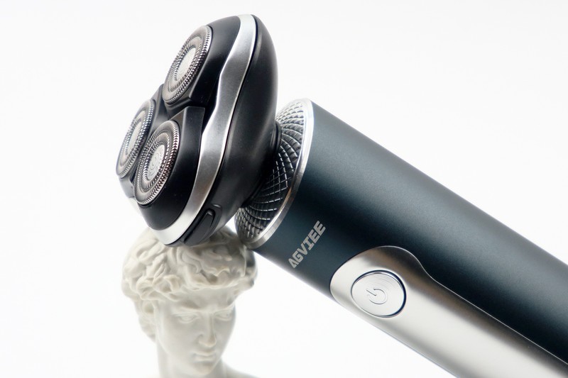 给你最丝滑的极限剃须体验——非常规的发烧性能未野剃须刀MAX