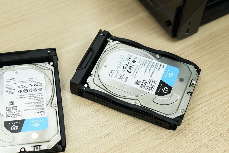 有了硬件基础，想怎么玩就怎么玩，海康存储私有云R1体验