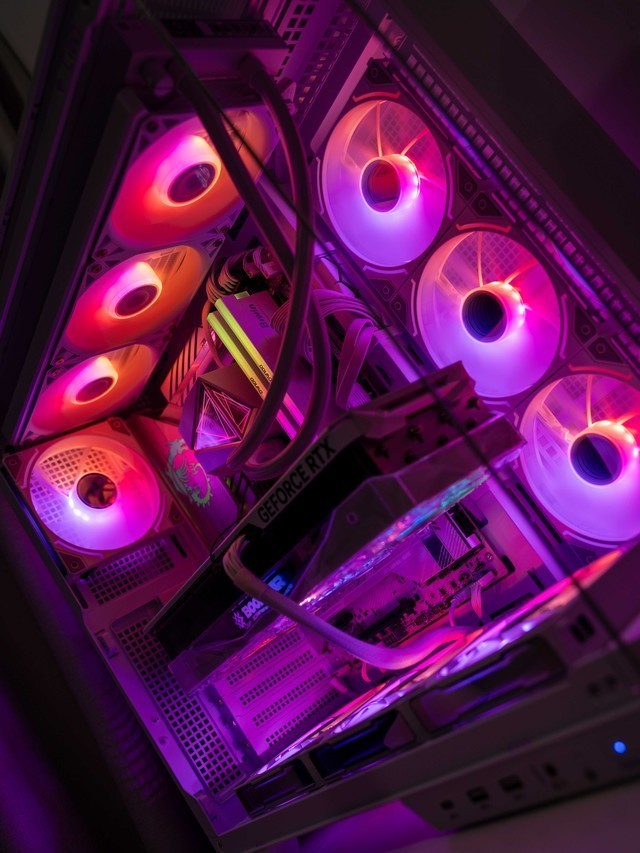 U9 285K降温5度，微星寒冰I360水冷偏移扣具对比测试