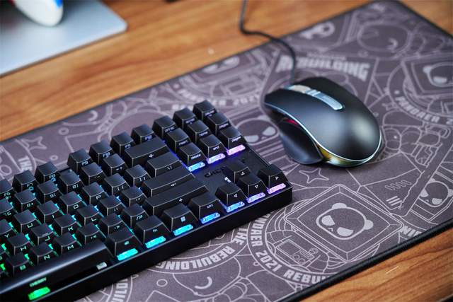 CHERRY 旗舰套装分享，MX8.2 +MC8.1你不得不入的电竞外设！