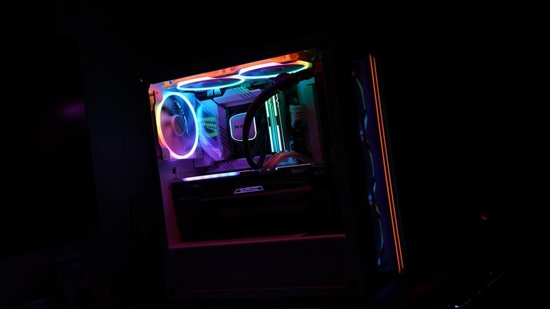 媳妇高兴就好，德商德静界打造的白色高颜值静音主机分享