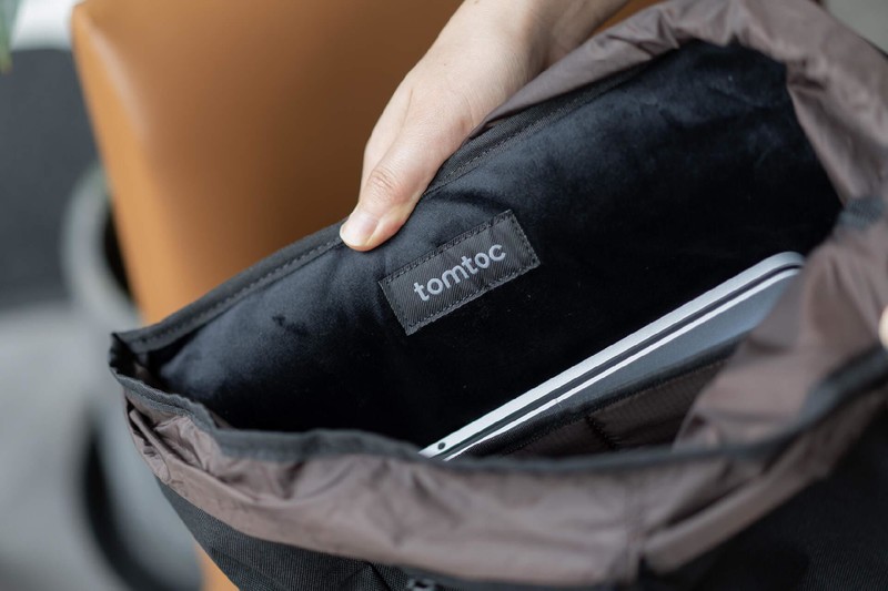 通勤出游两不误，tomtoc城市经典双肩包来了