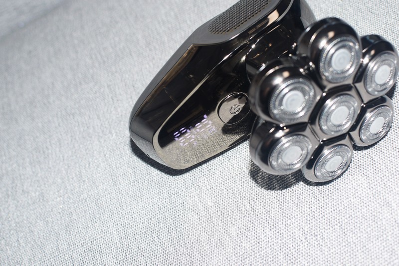 七刀头全能理容战士 DOCOLAB 光头神器