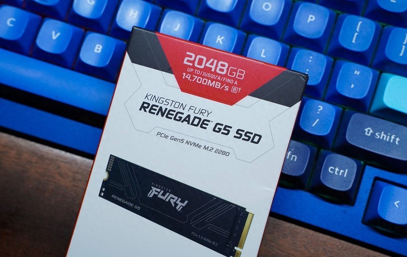 地表最强PCIe 5.0 SSD！ 金士顿FURY Renegade G5旗舰评测