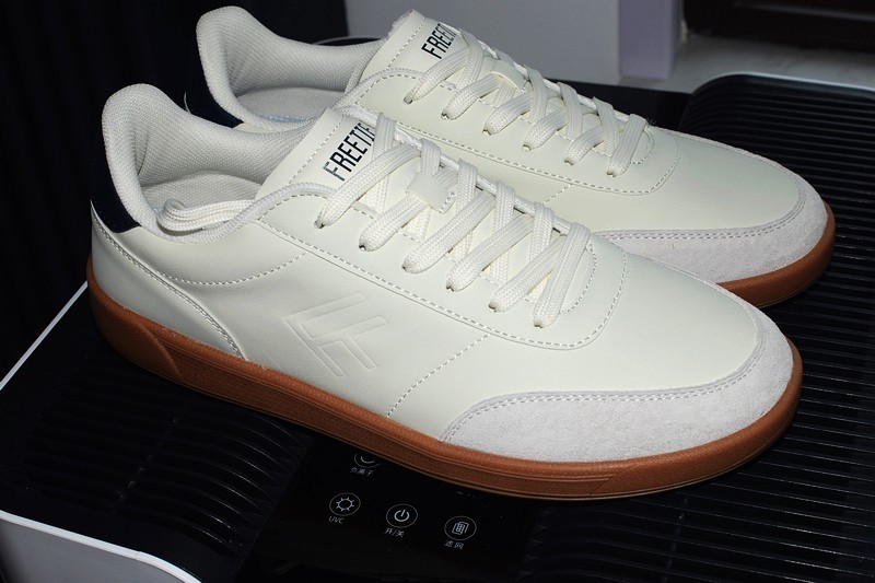 复古感和实用性并存 FREE TIE德比训练鞋
