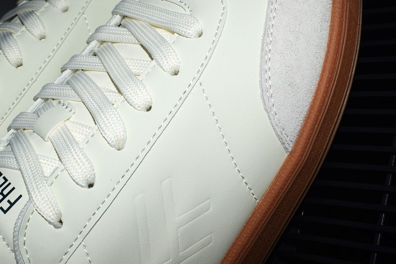 复古感和实用性并存 FREE TIE德比训练鞋