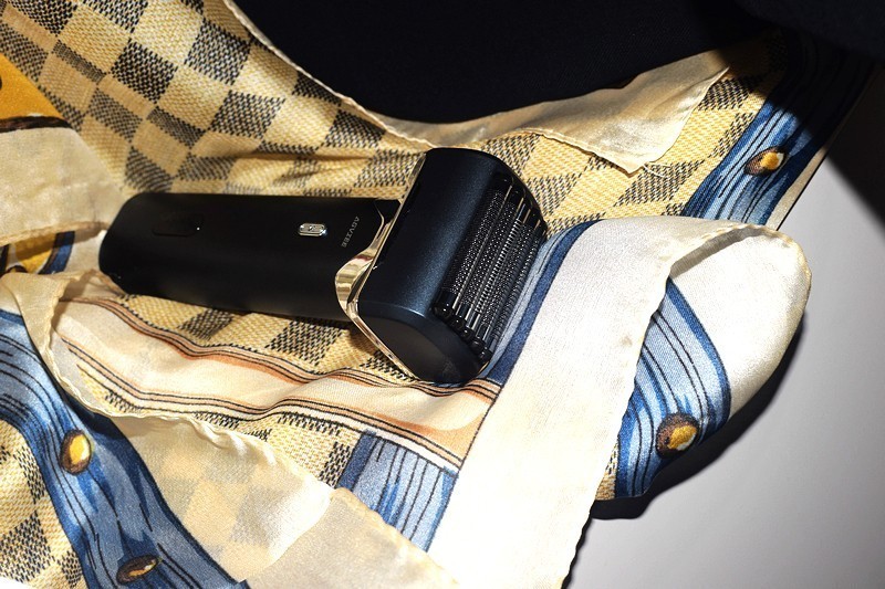 未野往复式剃须刀实测 五刀头狂魔精准剃净 带来前所未有的净剃体验