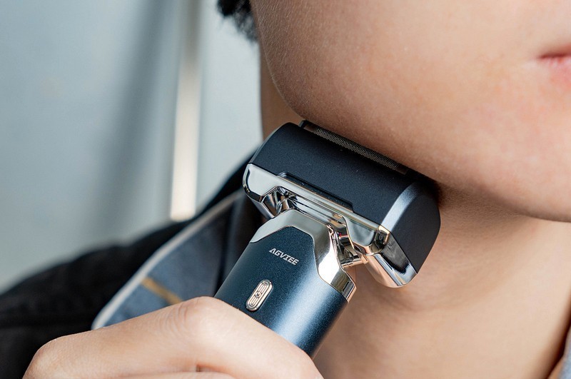 未野往复式剃须刀实测 五刀头狂魔精准剃净 带来前所未有的净剃体验