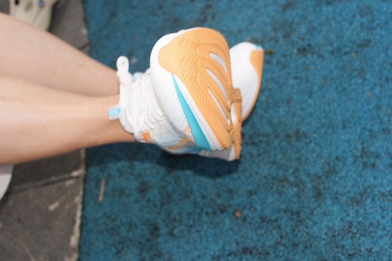 运动与舒适并行，FREE TIE云跃慢跑鞋 畅享每一步