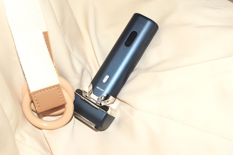 无死角净剃！未野MRX剃须刀测评：五刀头设计 让胡须再无藏匿之地