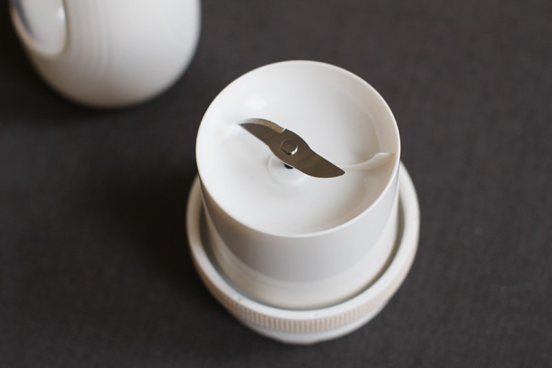 20秒做一杯果汁是种什么体验：说说新到手的大宇榨汁杯