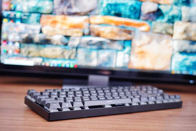 CHERRY 旗舰套装分享，MX8.2 +MC8.1你不得不入的电竞外设！