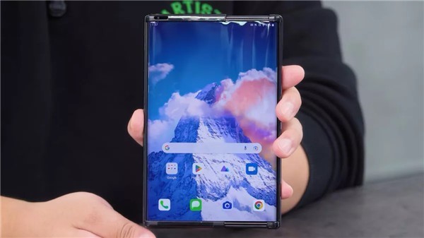 星空体育平台卷轴屏笔记本首秀：横向拉伸 13寸秒变17寸