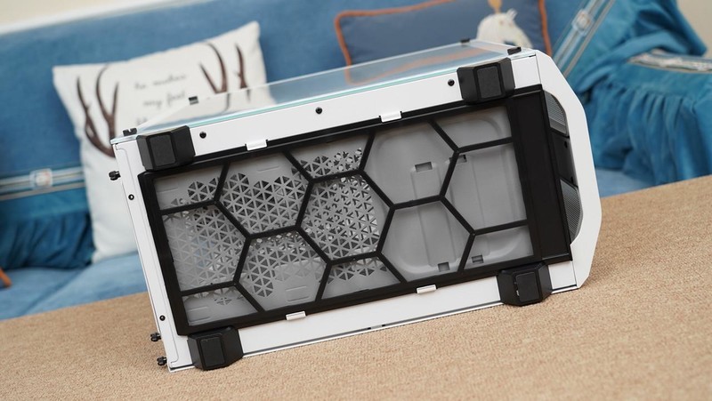 媳妇高兴就好，德商德静界打造的白色高颜值静音主机分享