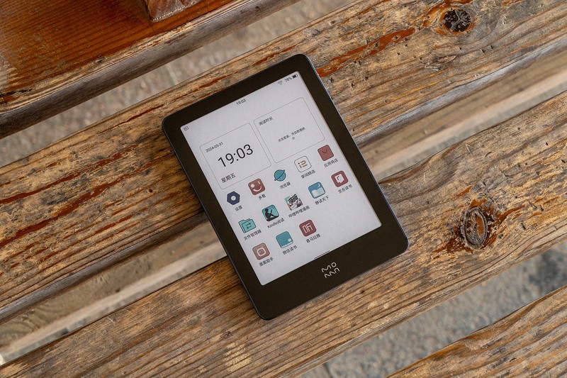 墨案电纸书Pantone 6上手：Kaleido 3高清彩色墨水屏，阅读新体验