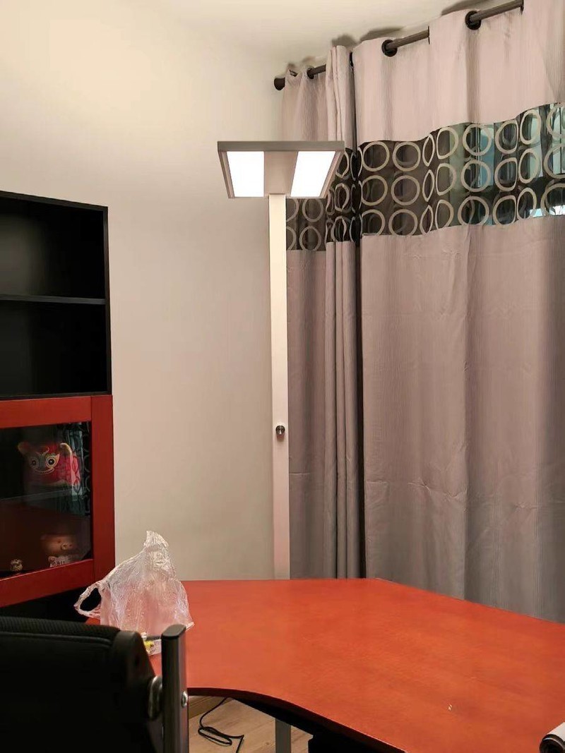 霍尼韦尔台灯真比国产的好吗？书客、雷士、霍尼测评比拼对决！