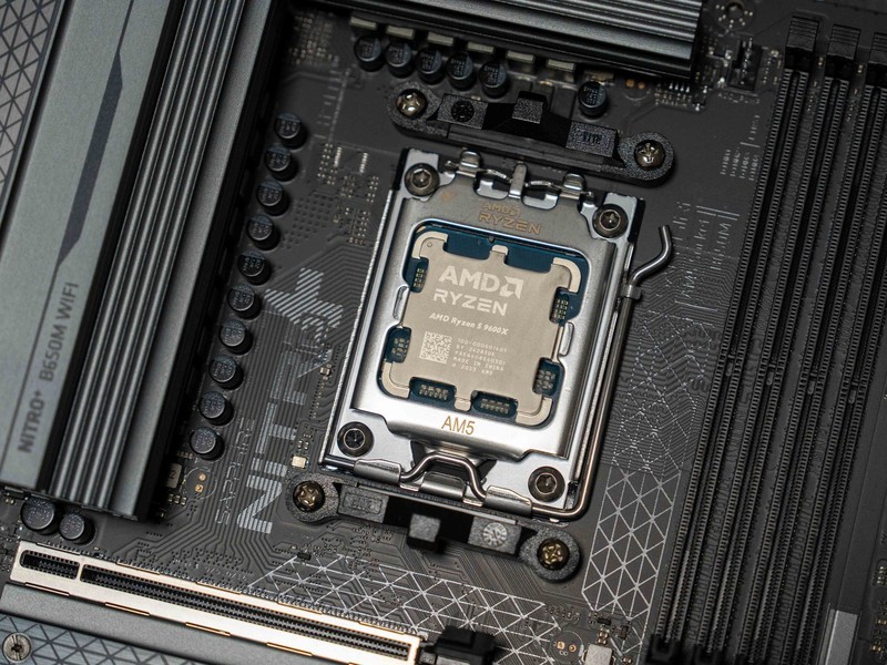 更有性价比的优质之选，蓝宝石NiTRO+ 氮动B650M WIFI主板评测