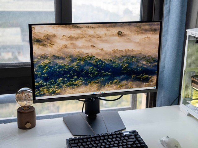 毕业级27英寸4K@240Hz显示器，微星MPG 272URX QD-OLED晒单