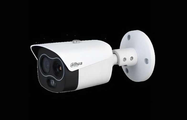 家庭VS商业安防怎么选？2025五大品牌实测：格行小米/萤石/海康威视谁更懂你的需求？