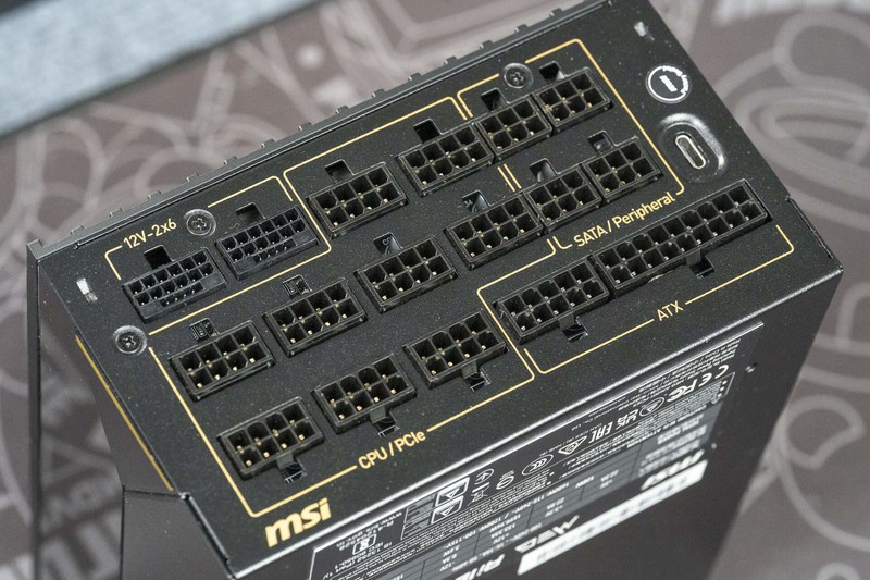 微星 MEG Ai1600T PCIE5 电源评测：高端玩家的新宠儿