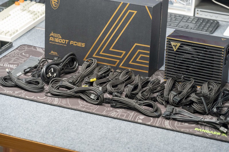 微星 MEG Ai1600T PCIE5 电源评测：高端玩家的新宠儿