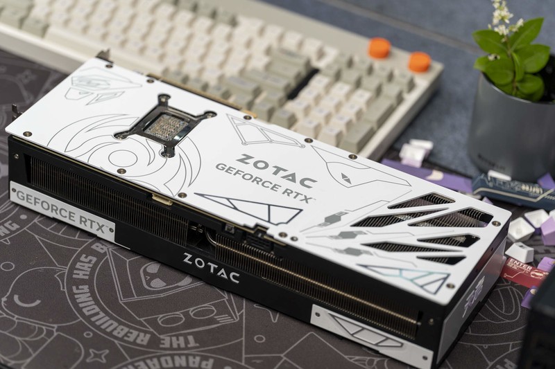 微星 MEG Ai1600T PCIE5 电源评测：高端玩家的新宠儿