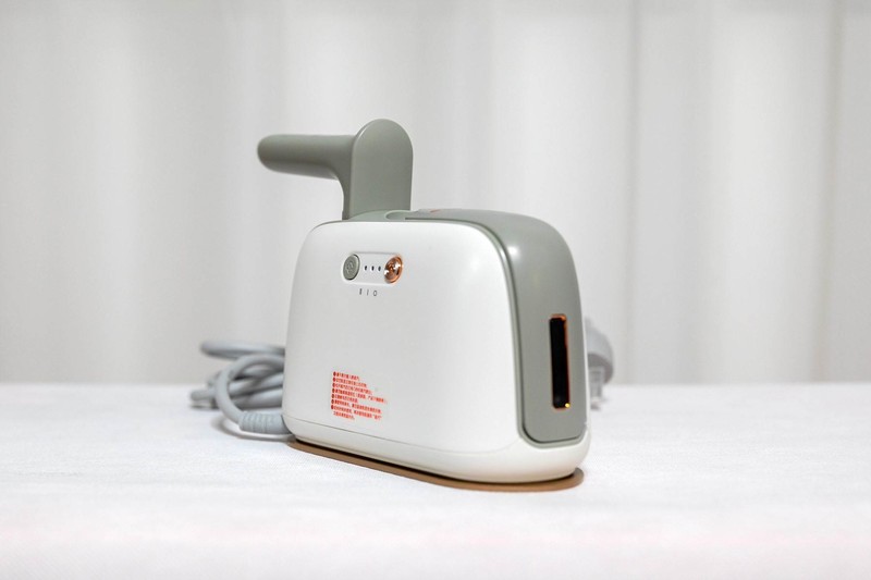 七彩叮当蒸汽熨烫机，让你压箱底的衣服重焕光彩