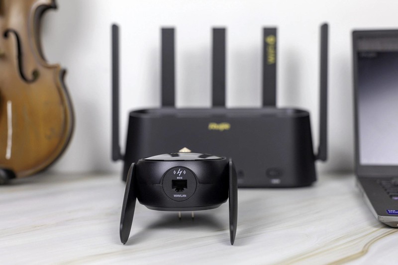 轻松一碰就能组网，锐捷蜂鸟旗舰版子母路由器真有这么好吗？