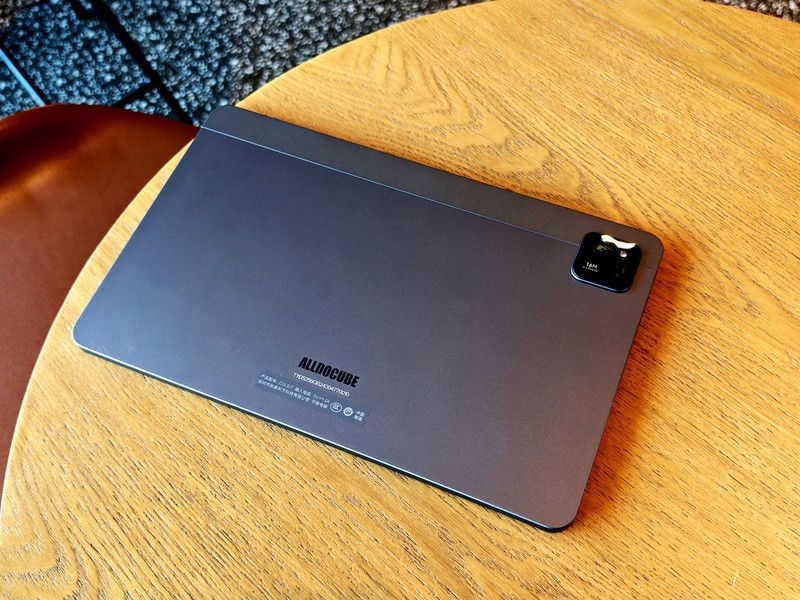 真敢对比！899的酷比魔方平板比6000的iPadmini香？还支持高刷