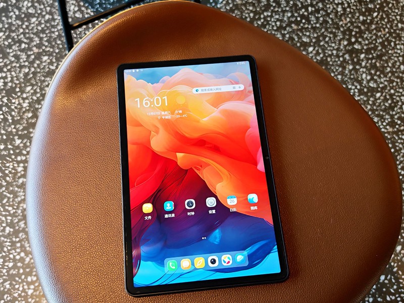 真敢对比！899的酷比魔方平板比6000的iPadmini香？还支持高刷