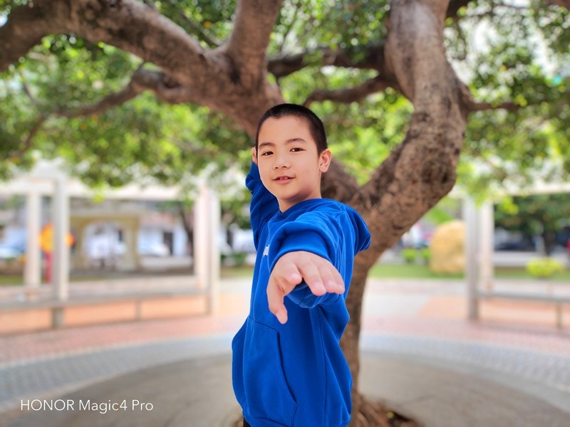 荣耀Magic4 Pro：设计、性能、影像、安全，一部几乎做到面面俱全的旗舰