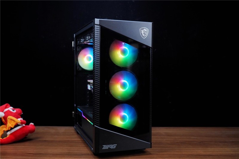 微星旗舰水冷战神S360来袭，播放视频，显示天气，你想不到的它全做了。