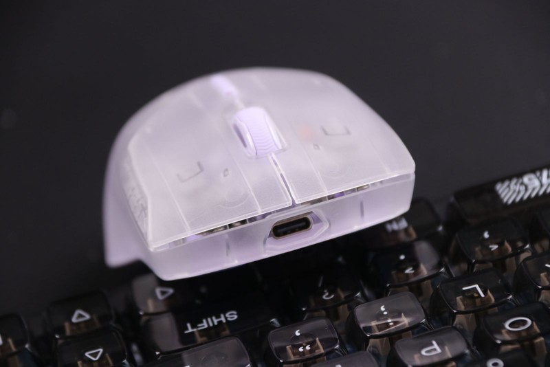 比罗技GPW还轻，超180h续航，支持无线8K，雷柏VT9 Air这么能打？