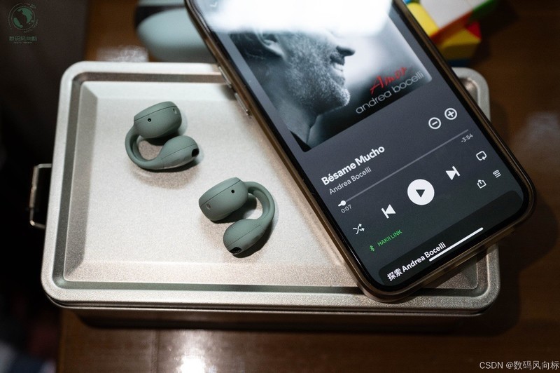 无感佩戴稳定自如，与音乐共生的日常，HAKII LINK耳夹式耳机体验