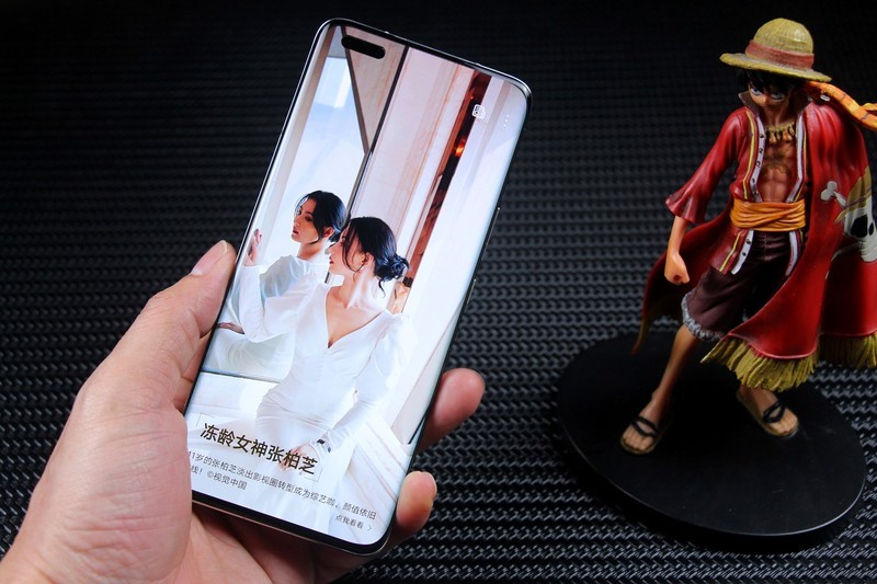 荣耀Magic4 Pro：设计、性能、影像、安全，一部几乎做到面面俱全的旗舰
