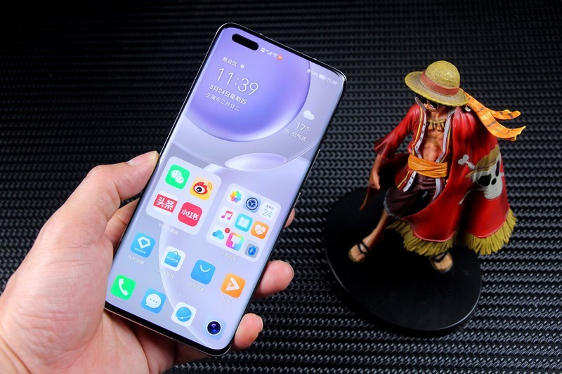 荣耀Magic4 Pro：设计、性能、影像、安全，一部几乎做到面面俱全的旗舰