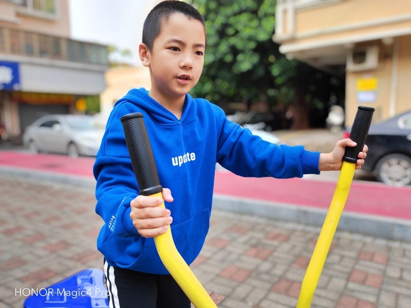 荣耀Magic4 Pro：设计、性能、影像、安全，一部几乎做到面面俱全的旗舰