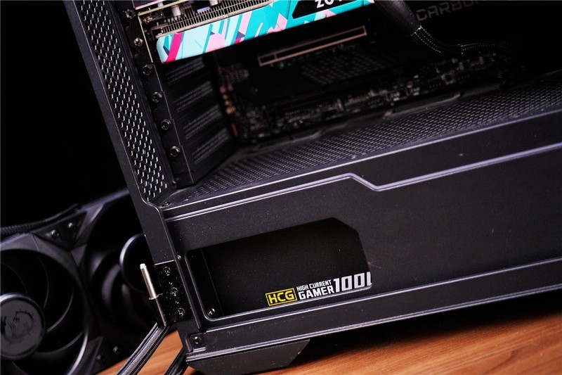 微星旗舰水冷战神S360来袭，播放视频，显示天气，你想不到的它全做了。